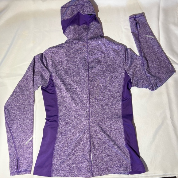 Women’s Brooks Full-zip Sweater - Picture 4 of 6